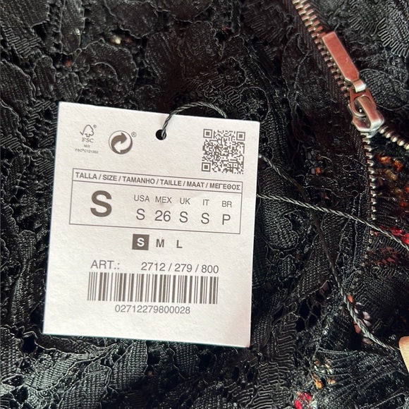 ‼️ ZARA Short Sleeve Sheer Lace Embroidered Bead Top‼️ - Picture 9 of 10